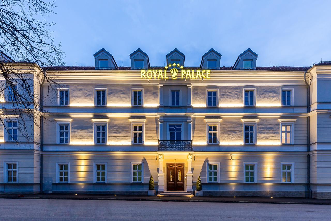 Royal Palace Turcianske Teplice Ngoại thất bức ảnh